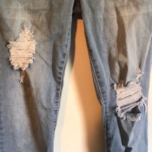 Light Wash Jeans - Picture 4 of 4